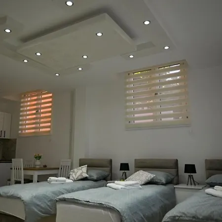 Kod Kumasina * Kuršumlija