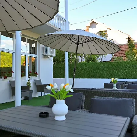 Apartment Kod Kumasina Kursumlija