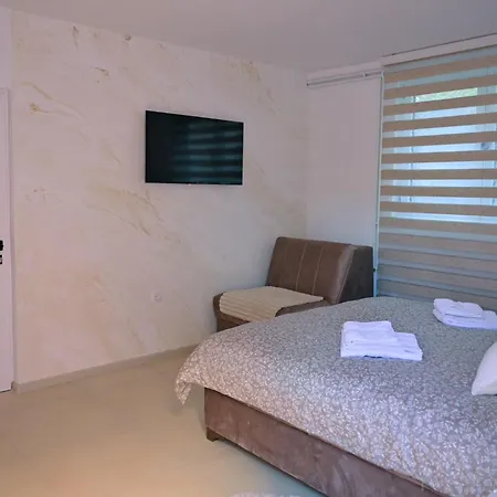 Apartman Kod Kumasina *