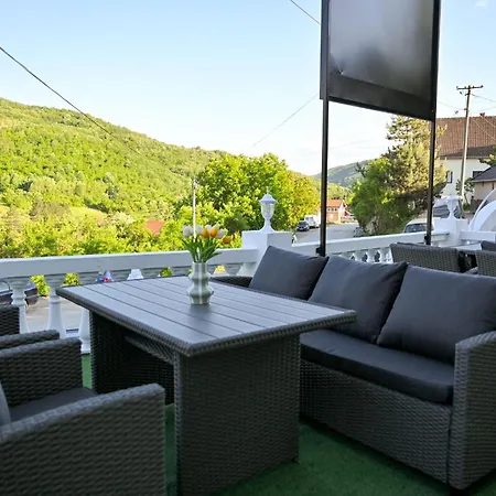 Kod Kumasina * Kursumlija